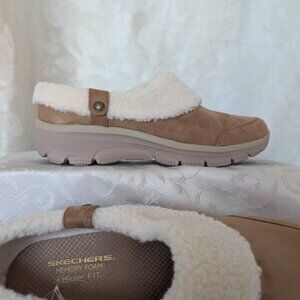 SKECHERS Hands-Free Slip-Ins Sherpa & suede ankle booties